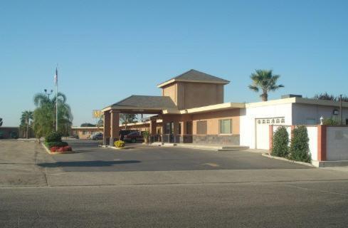 Village Inn ทูลาเร ภายนอก รูปภาพ